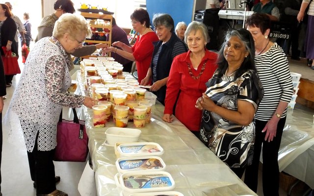 Gansbaai HerbergAanSee Basaar REUSE SUKSES 15